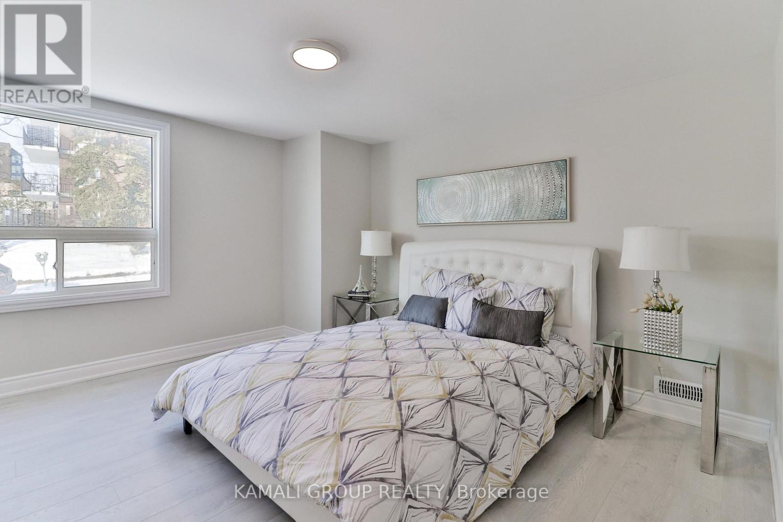 #2 - 93 Mcmillan Drive, Oshawa, Ontario  L1G 3Z7 - Photo 8 - E12854882