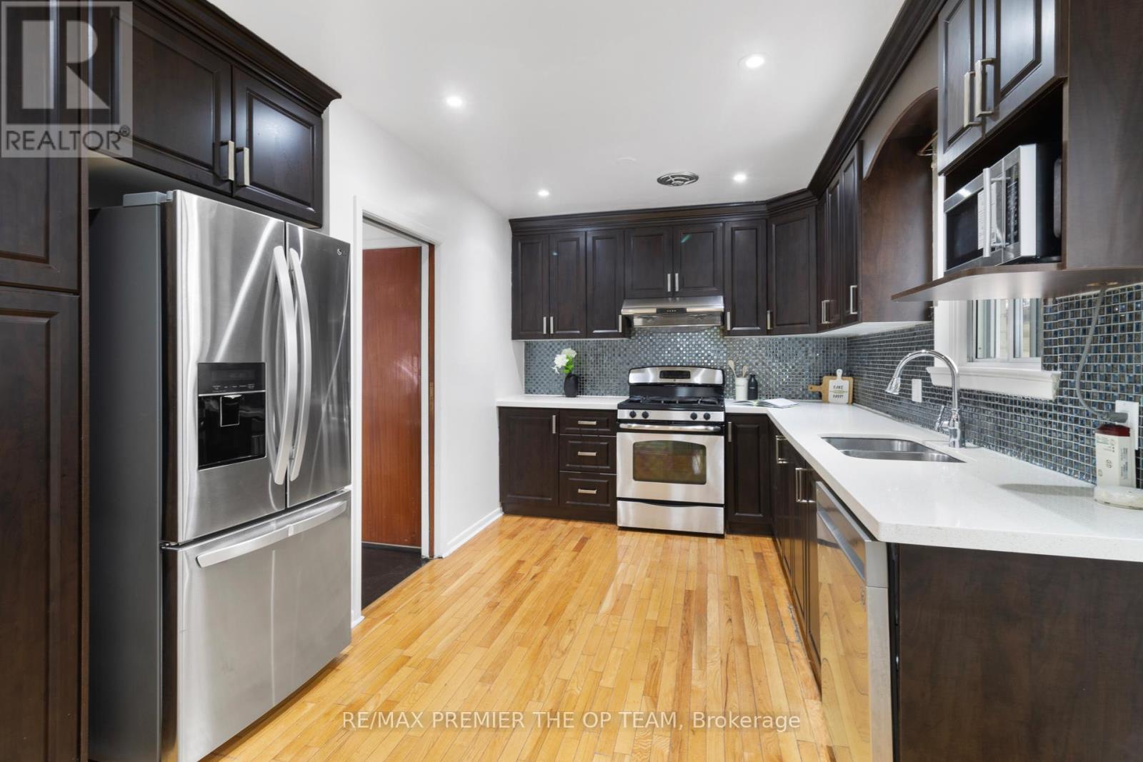 16 Brantwood Drive, Toronto, Ontario  M1H 2G6 - Photo 22 - E12854930