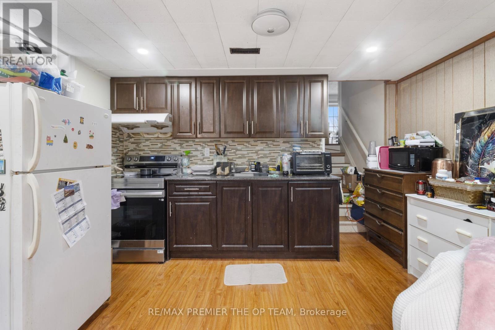 16 Brantwood Drive, Toronto, Ontario  M1H 2G6 - Photo 35 - E12854930