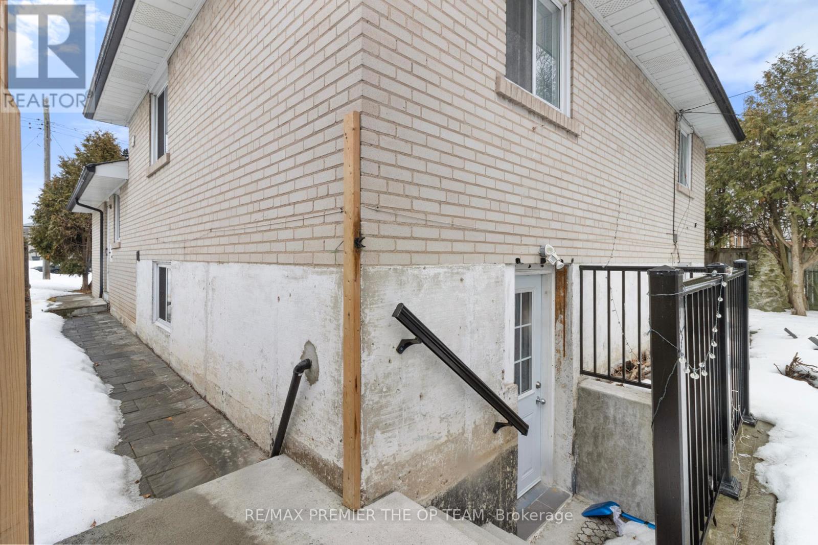 16 Brantwood Drive, Toronto, Ontario  M1H 2G6 - Photo 37 - E12854930