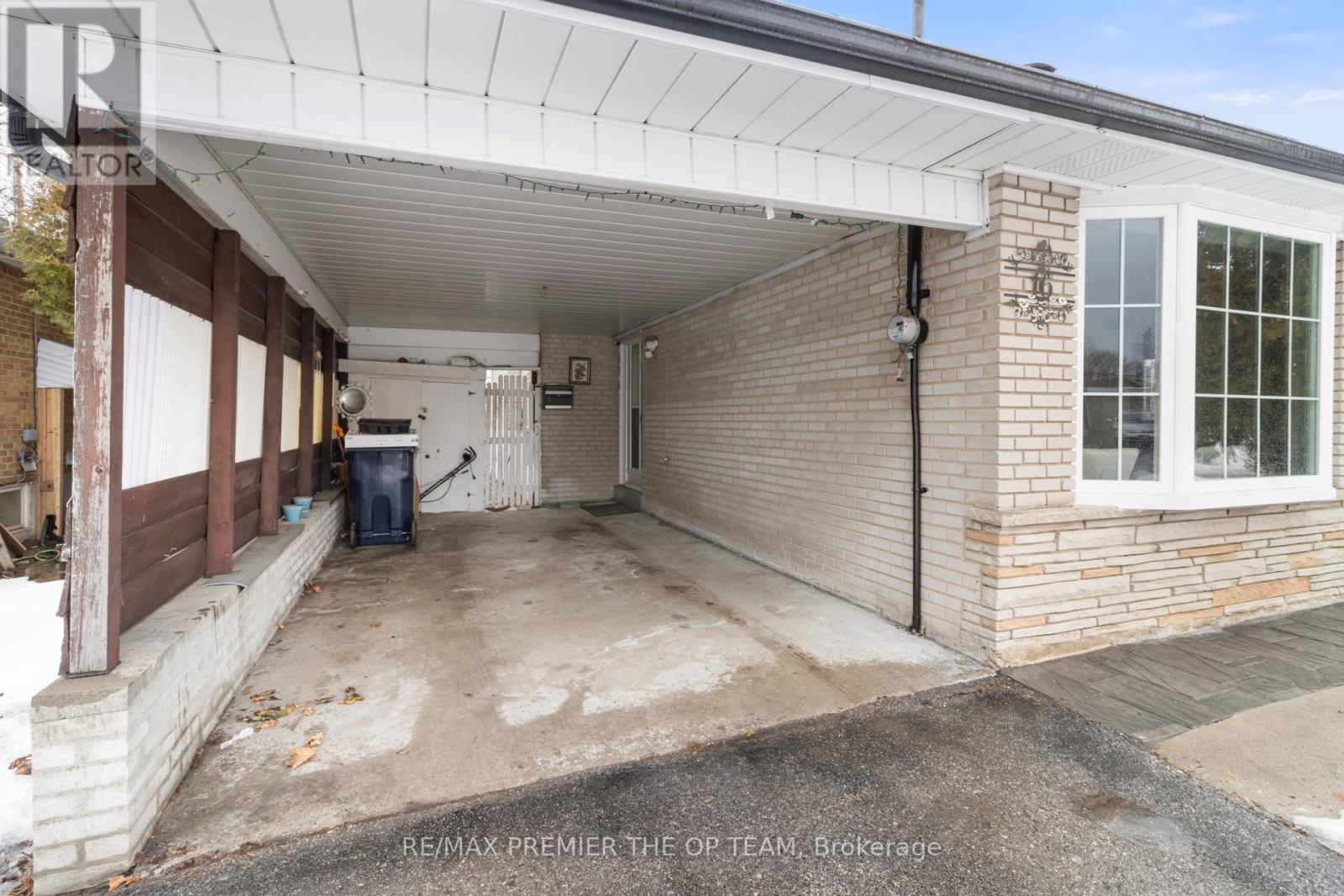 16 Brantwood Drive, Toronto, Ontario  M1H 2G6 - Photo 5 - E12854930