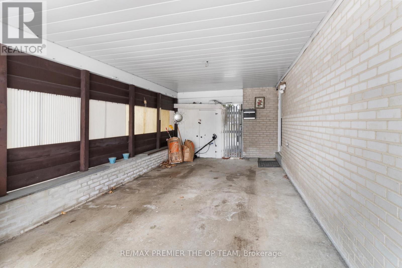 16 Brantwood Drive, Toronto, Ontario  M1H 2G6 - Photo 6 - E12854930