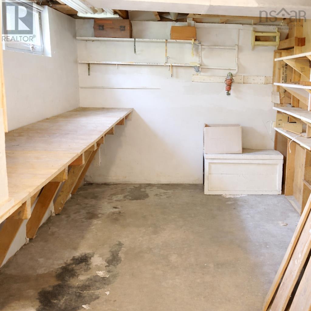 169 Crescent Street, Bridgewater, Nova Scotia  B4V 1L1 - Photo 21 - 202526697