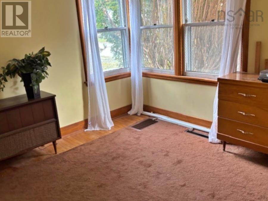 169 Crescent Street, Bridgewater, Nova Scotia  B4V 1L1 - Photo 17 - 202526697