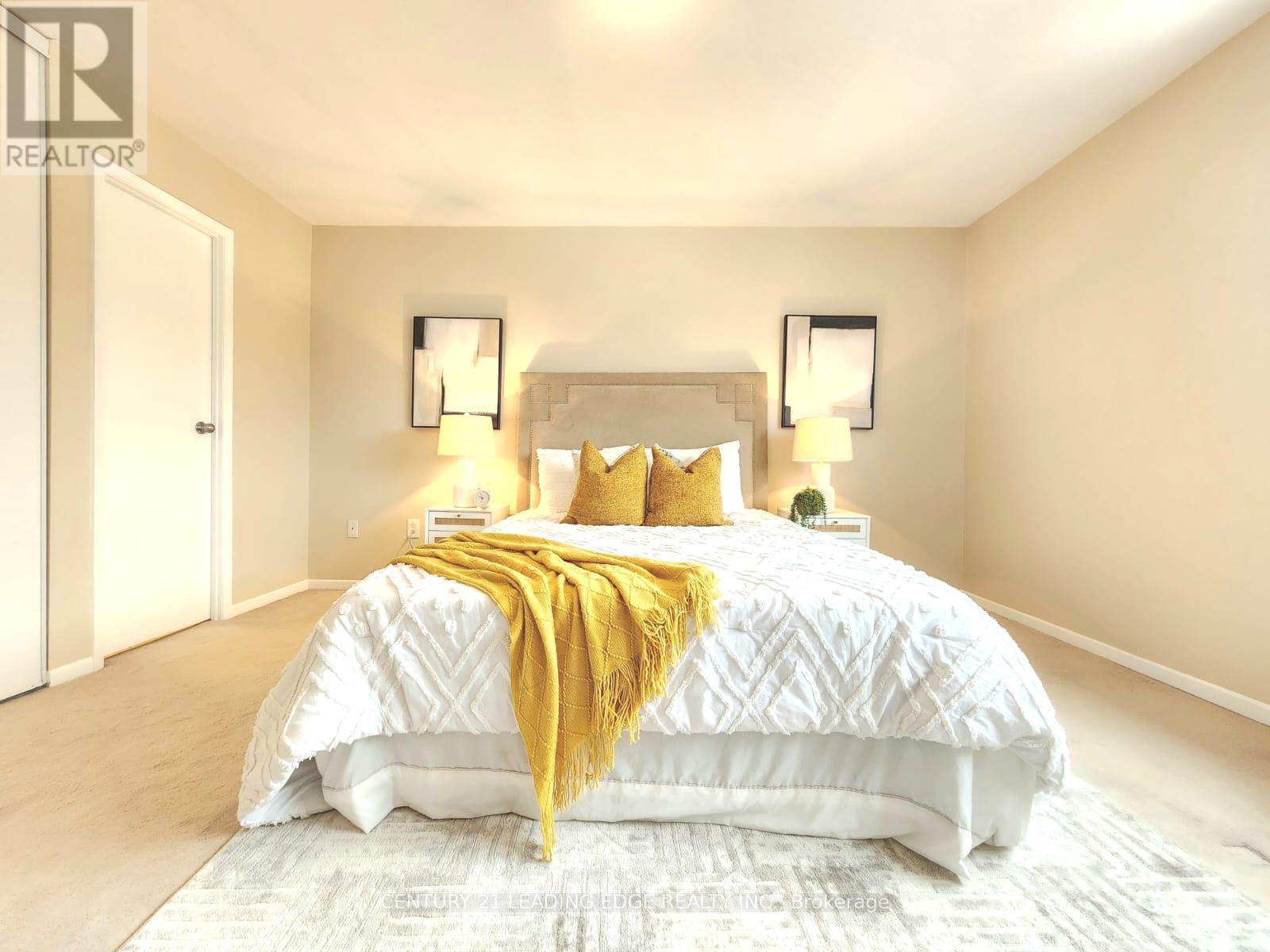 12 New Port Way, Markham, Ontario  L3T 2N2 - Photo 19 - N12854844