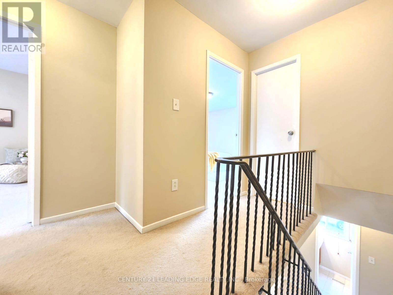 12 New Port Way, Markham, Ontario  L3T 2N2 - Photo 25 - N12854844