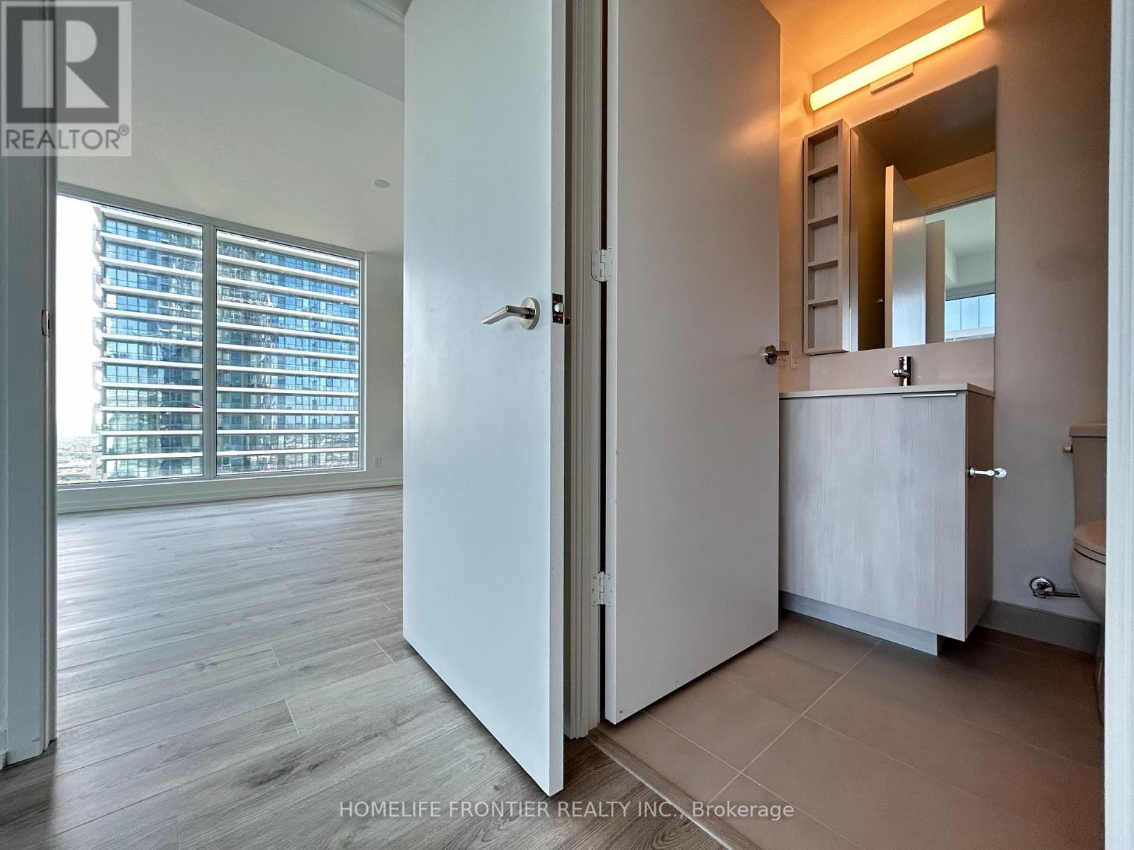 3710 - 1000 Portage Parkway, Vaughan (Concord), Ontario  L4K 0L1 - Photo 19 - N12854870