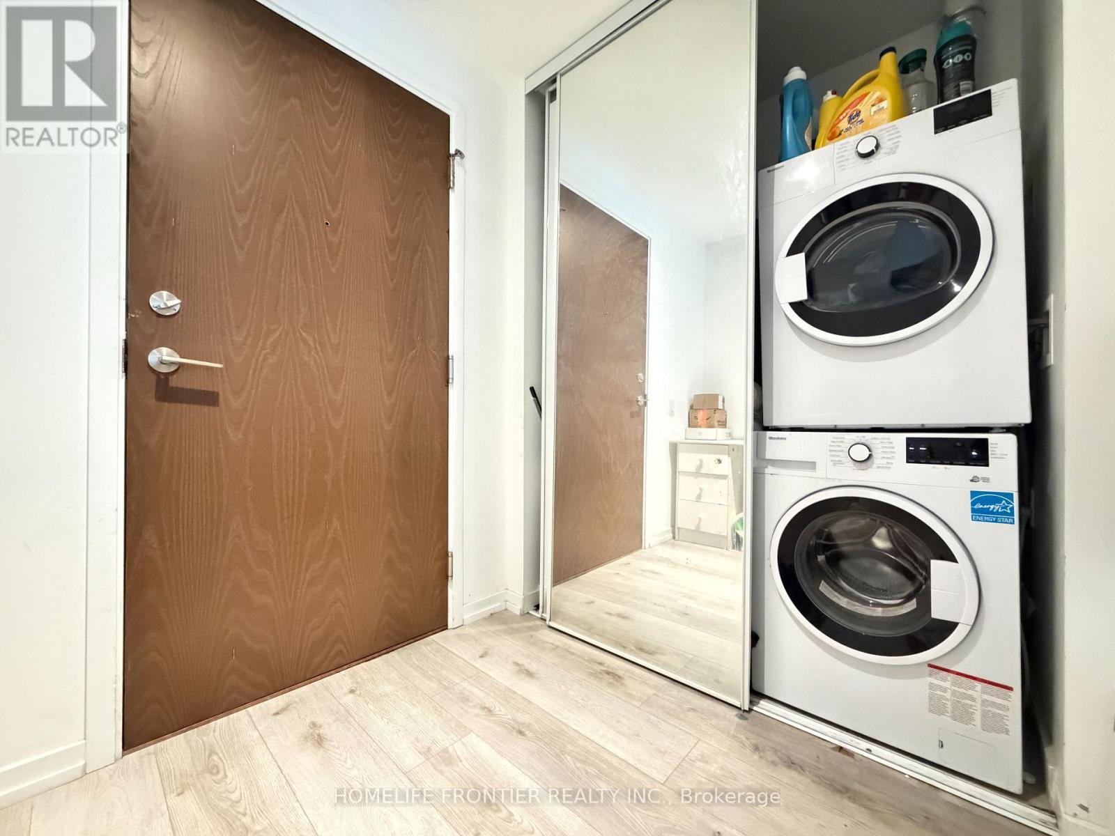 3710 - 1000 Portage Parkway, Vaughan (Concord), Ontario  L4K 0L1 - Photo 8 - N12854870