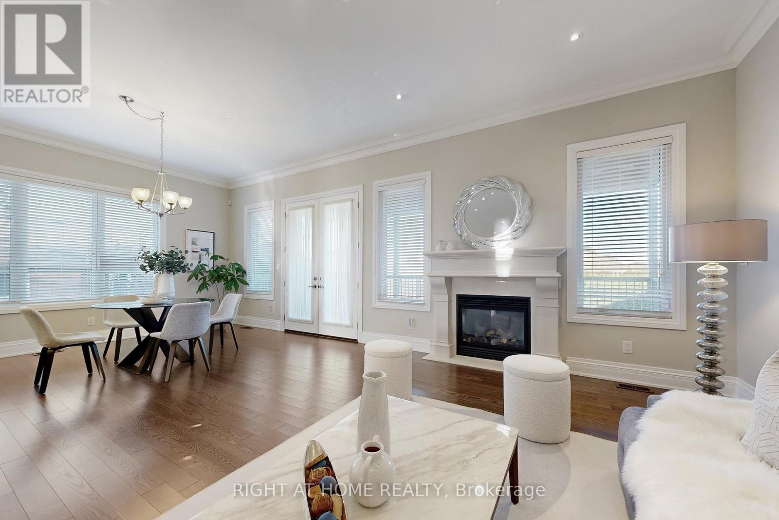 53 Rockwell Road, Richmond Hill (Doncrest), Ontario  L4B 1A9 - Photo 12 - N12854872