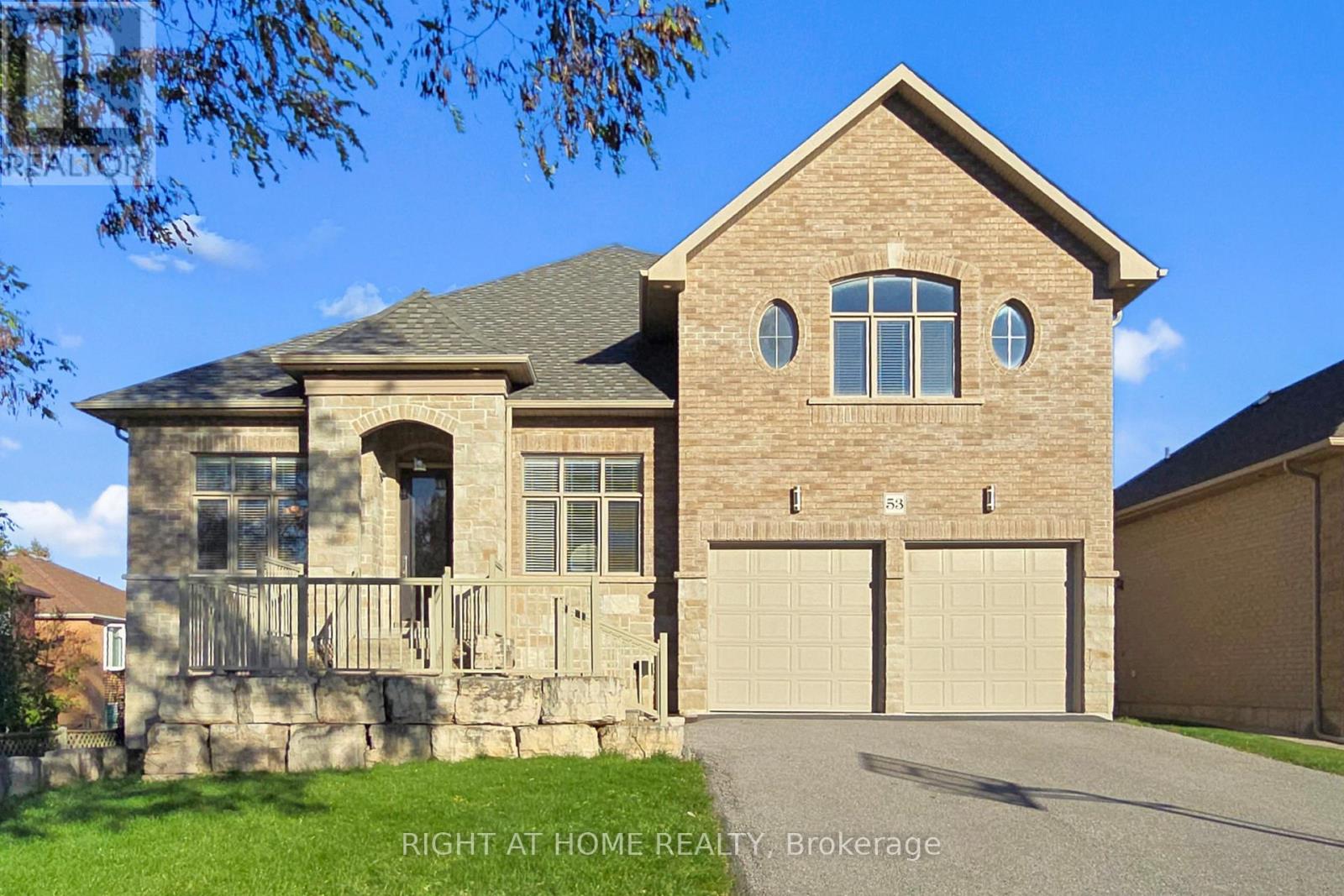 53 Rockwell Road, Richmond Hill (Doncrest), Ontario  L4B 1A9 - Photo 3 - N12854872