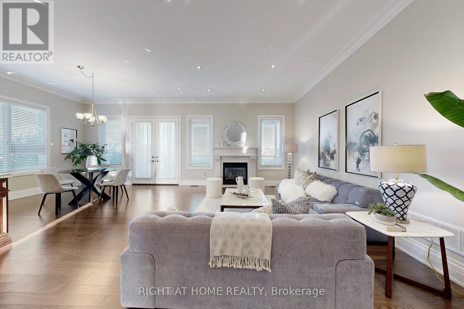 53 Rockwell Road, Richmond Hill (Doncrest), Ontario  L4B 1A9 - Photo 9 - N12854872