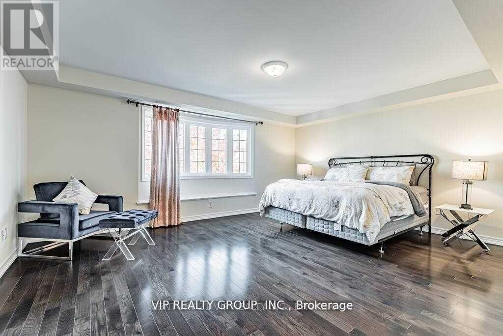 30 Lady Valentina Avenue, Vaughan (Patterson), Ontario  L6A 0E4 - Photo 16 - N12854874