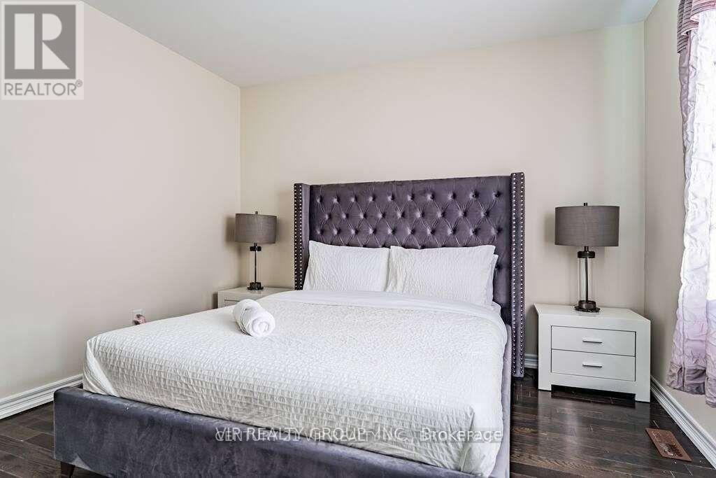 30 Lady Valentina Avenue, Vaughan (Patterson), Ontario  L6A 0E4 - Photo 19 - N12854874