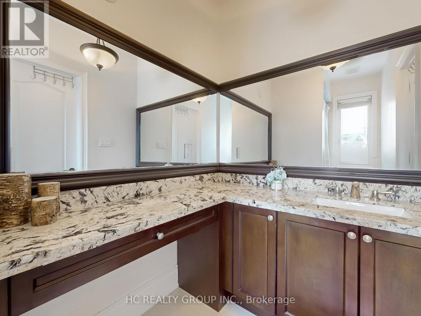 99 Coon's Road, Richmond Hill, Ontario  L4E 2R4 - Photo 26 - N12854900