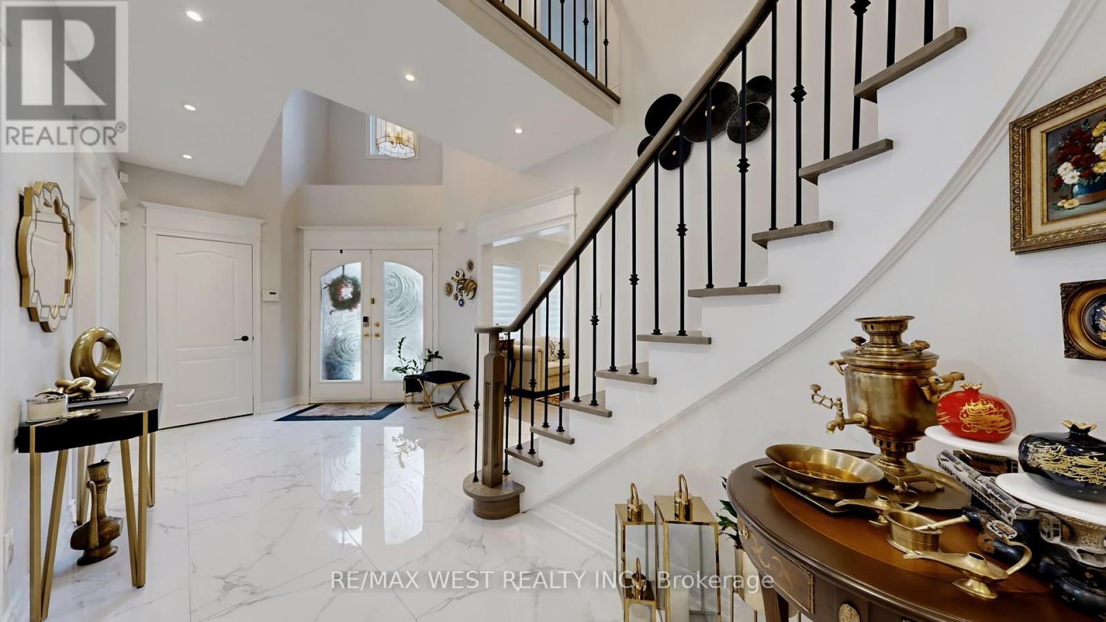 31 Mulholland Drive, Vaughan (Beverley Glen), Ontario  L4J 7T7 - Photo 18 - N12854910