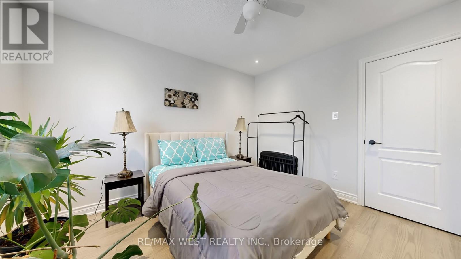 31 Mulholland Drive, Vaughan (Beverley Glen), Ontario  L4J 7T7 - Photo 30 - N12854910