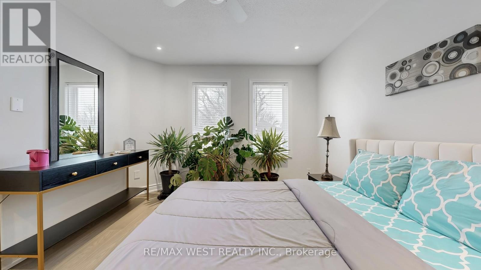 31 Mulholland Drive, Vaughan (Beverley Glen), Ontario  L4J 7T7 - Photo 31 - N12854910