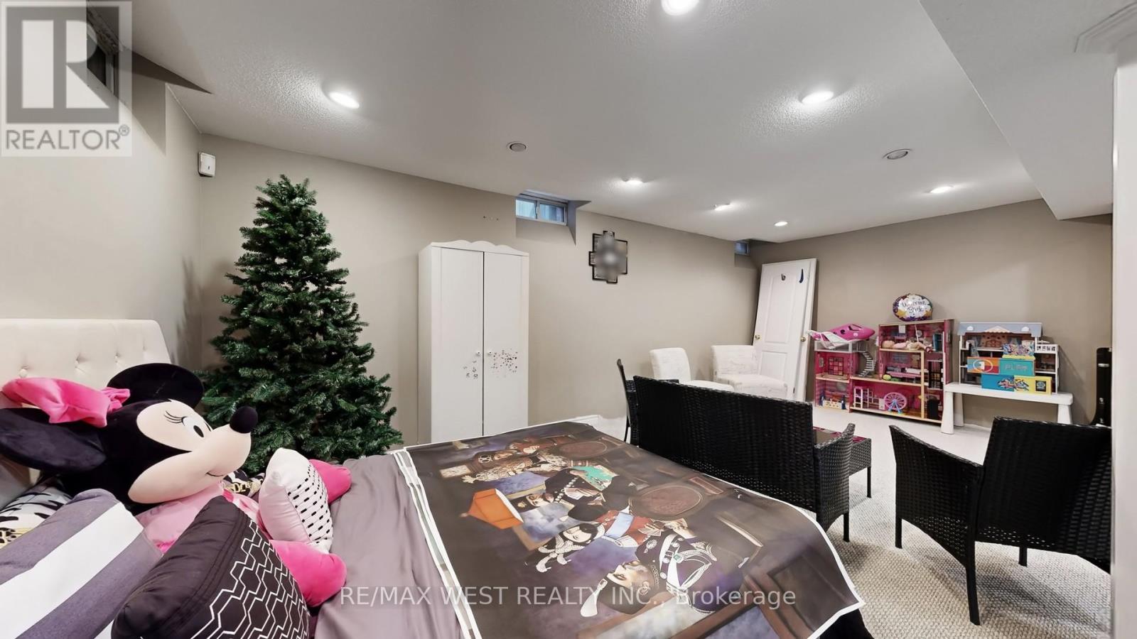 31 Mulholland Drive, Vaughan (Beverley Glen), Ontario  L4J 7T7 - Photo 36 - N12854910