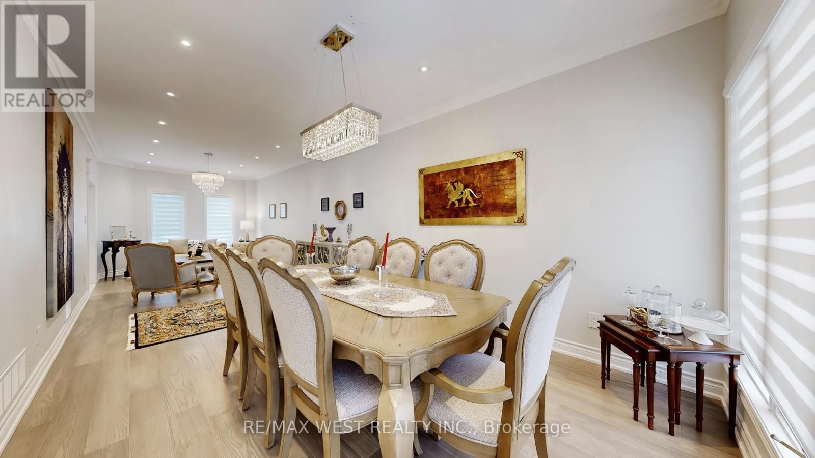 31 Mulholland Drive, Vaughan (Beverley Glen), Ontario  L4J 7T7 - Photo 5 - N12854910