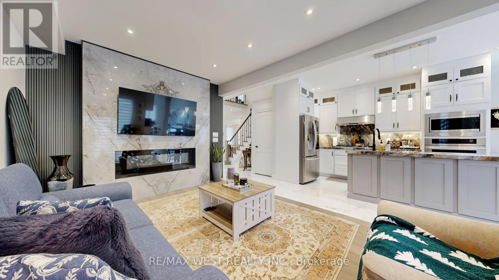 31 Mulholland Drive, Vaughan (Beverley Glen), Ontario  L4J 7T7 - Photo 8 - N12854910