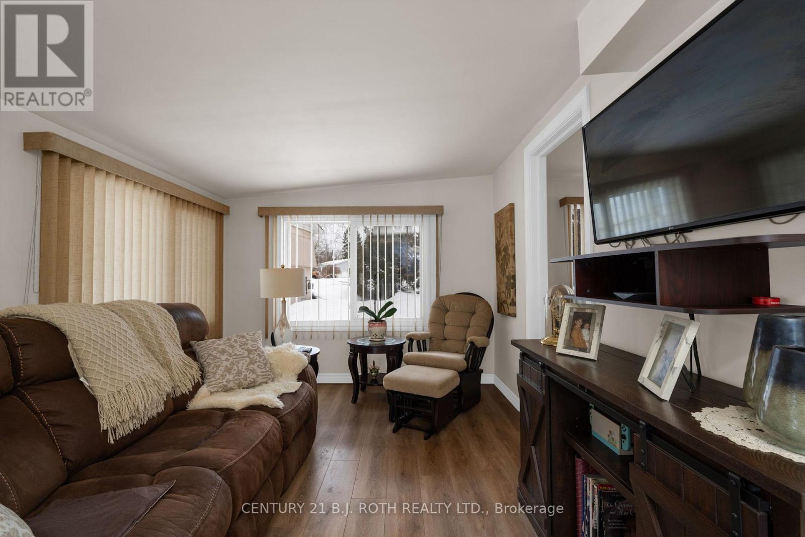 73 Main Street, Innisfil, Ontario  L9S 1N2 - Photo 19 - N12854946