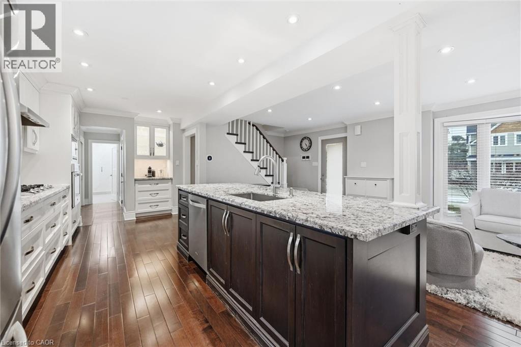 383 Cosburn Crescent, Burlington, Ontario  L7L 2W5 - Photo 13 - 40809043