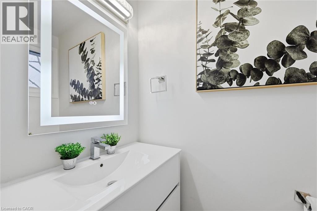 383 Cosburn Crescent, Burlington, Ontario  L7L 2W5 - Photo 30 - 40809043