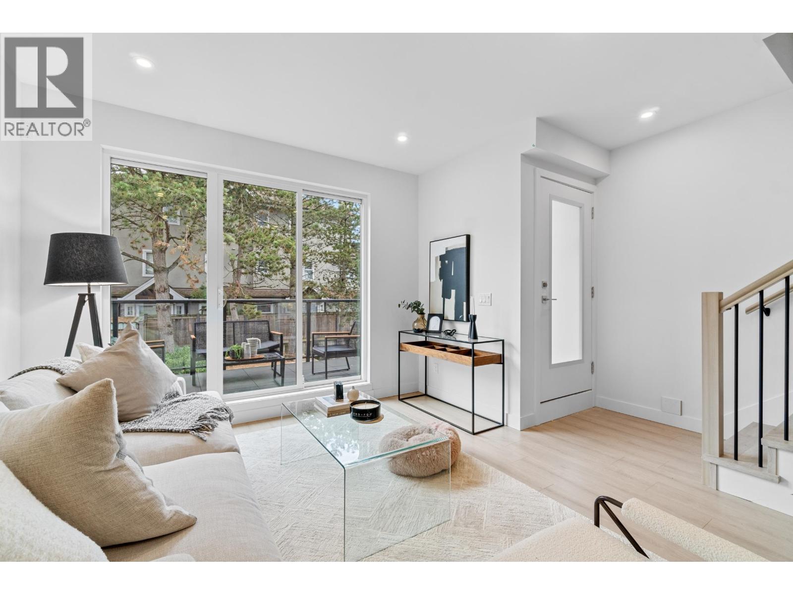 203 7161 17th Avenue, Burnaby, British Columbia  V3N 0K1 - Photo 10 - R3094728