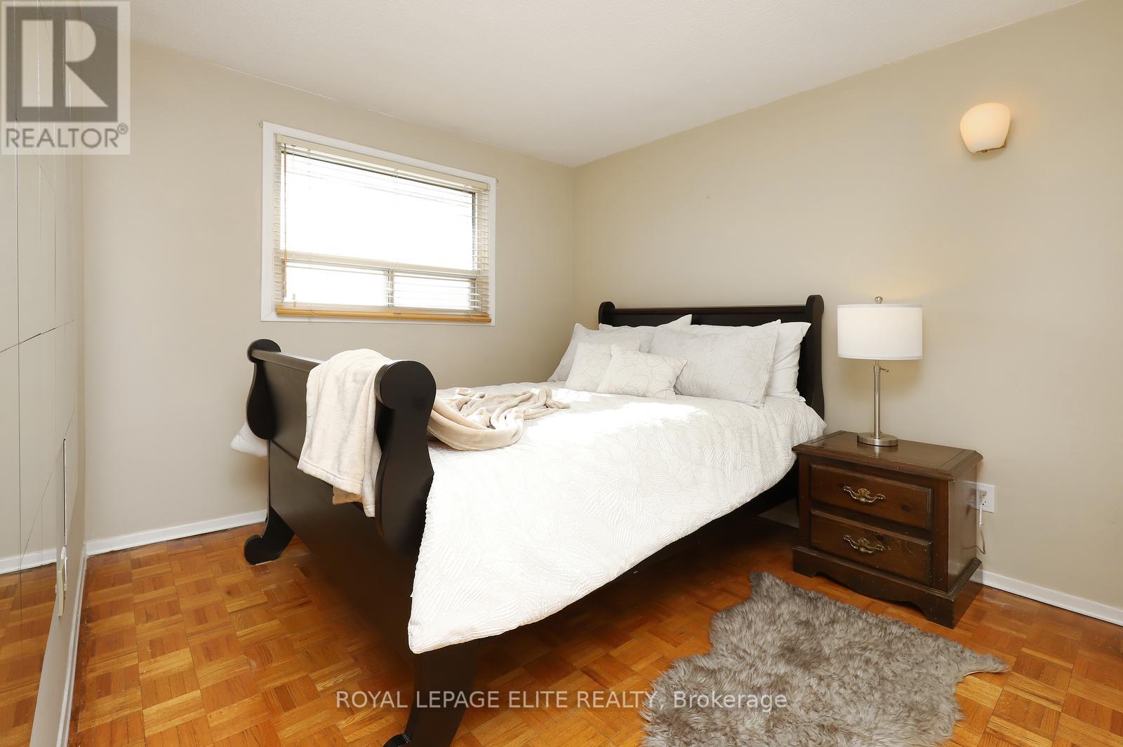 7396 Bybrook Drive, Mississauga (Malton), Ontario  L4T 3R2 - Photo 14 - W12854812