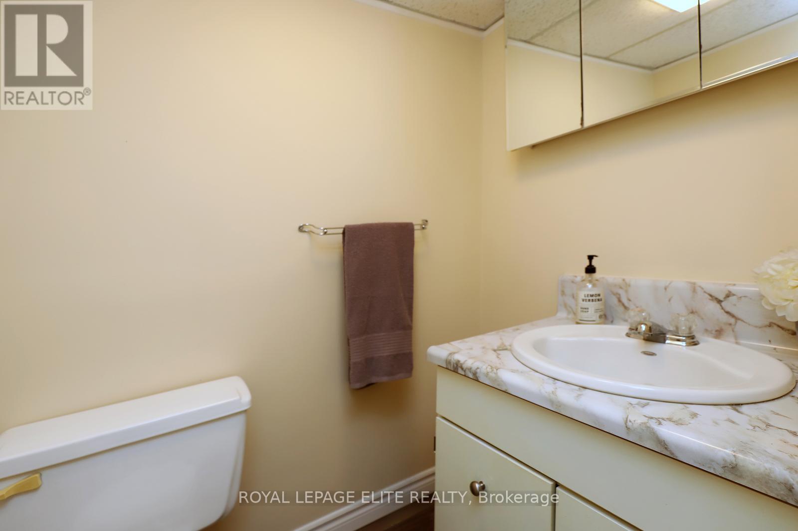 7396 Bybrook Drive, Mississauga (Malton), Ontario  L4T 3R2 - Photo 28 - W12854812