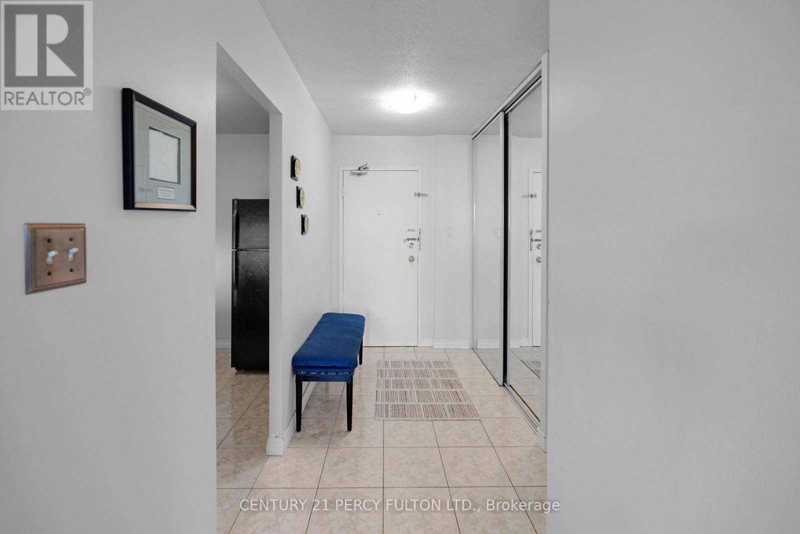 310 - 238 Albion Road, Toronto, Ontario  M9W 6A7 - Photo 3 - W12854816