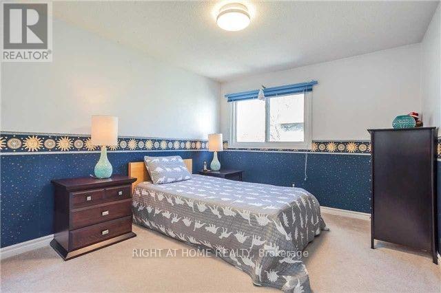 801 Edgehill Road N, Mississauga, Ontario  L5H 3Y2 - Photo 13 - W12854840