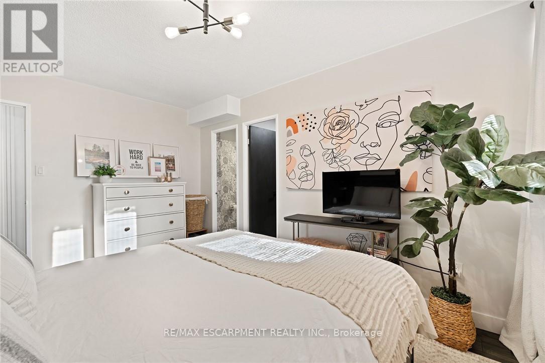 901 - 700 Dynes Road, Burlington, Ontario  L7N 3M2 - Photo 24 - W12854894