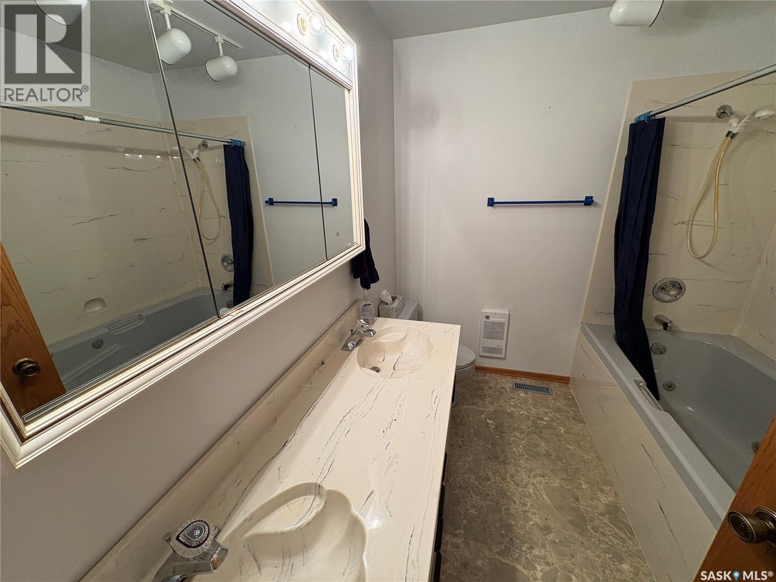 505 March Avenue E, Langenburg, Saskatchewan  S0A 2A0 - Photo 11 - SK029879