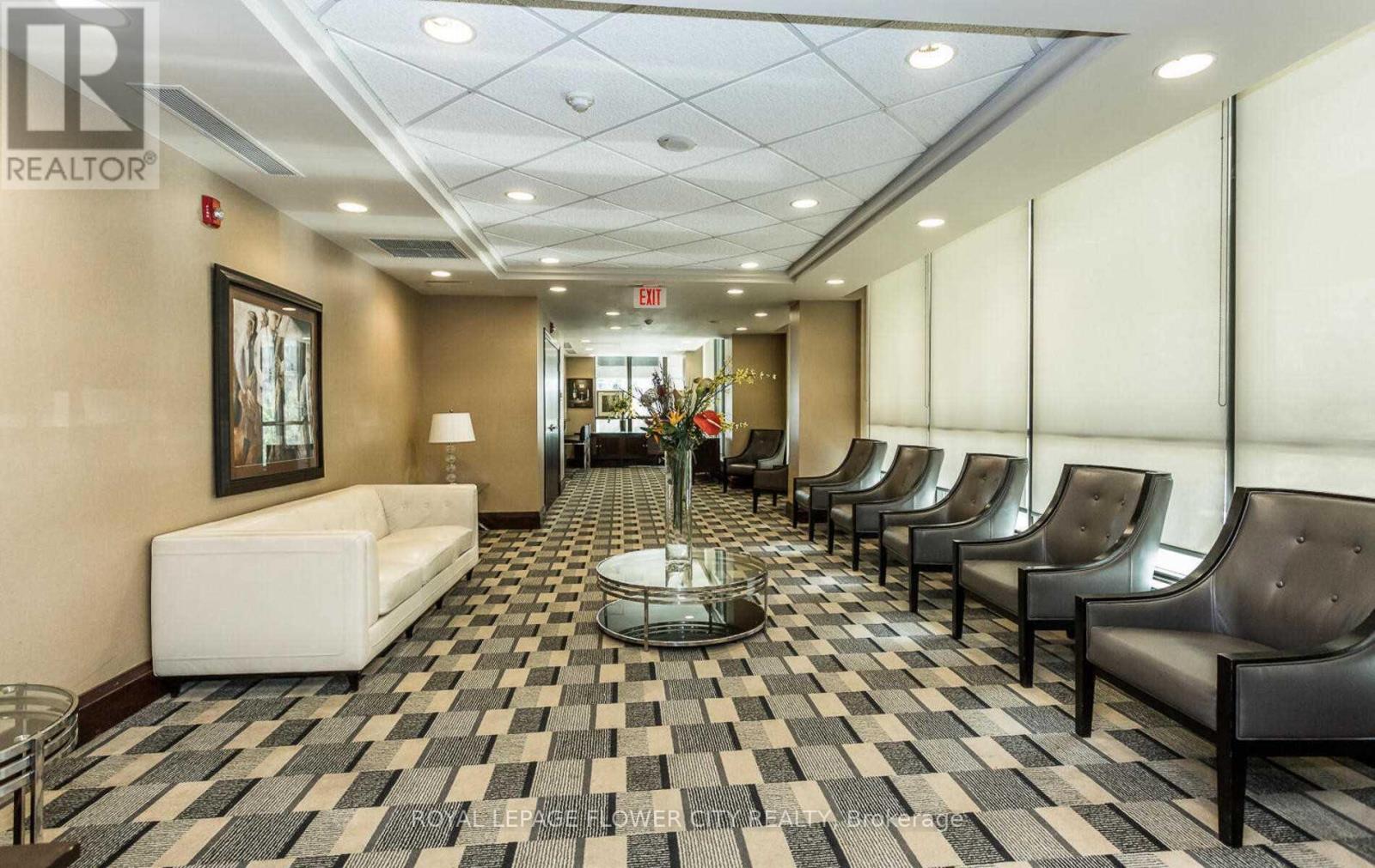 2908 - 208 Enfield Place, Mississauga, Ontario  L5B 0B8 - Photo 2 - W12854934