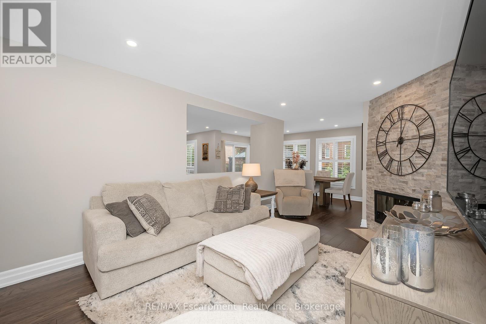 357 Nahani Way, Mississauga (Hurontario), Ontario  L4Z 3B1 - Photo 9 - W12855084