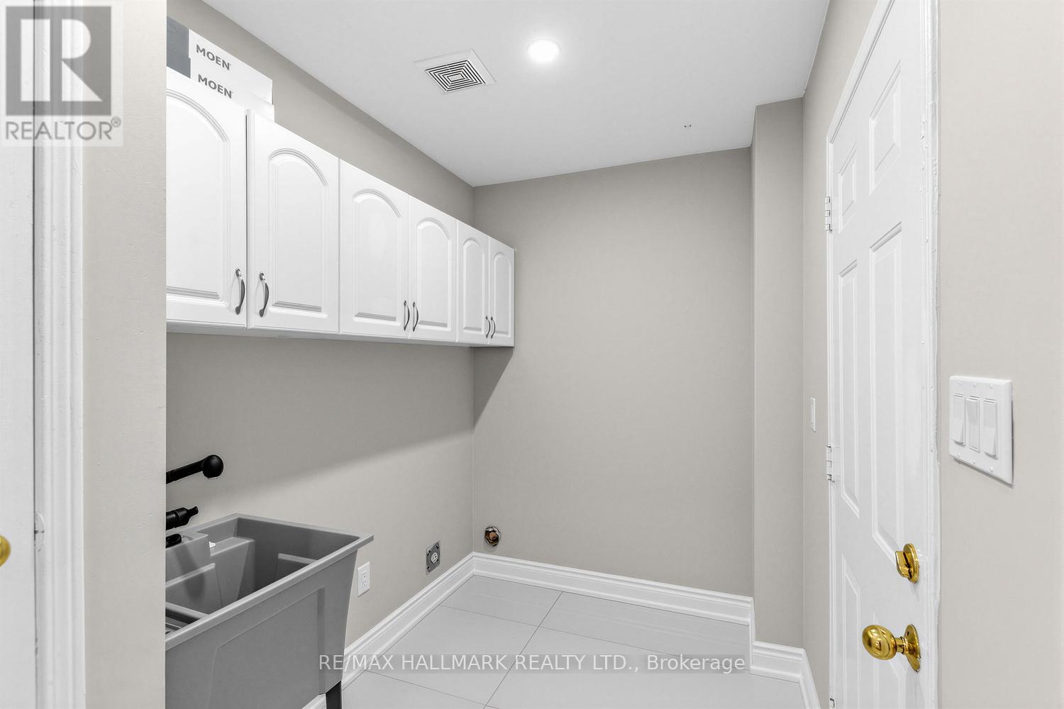 11 Dring Street, Ajax, Ontario  L1T 4Y2 - Photo 18 - E12854582