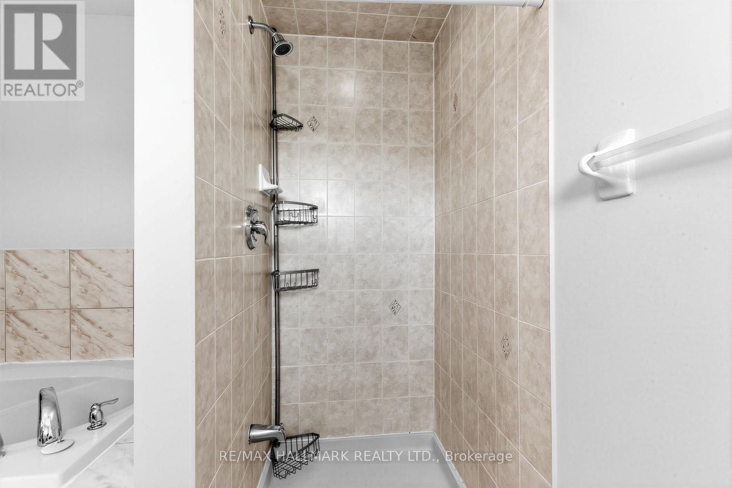 11 Dring Street, Ajax, Ontario  L1T 4Y2 - Photo 24 - E12854582