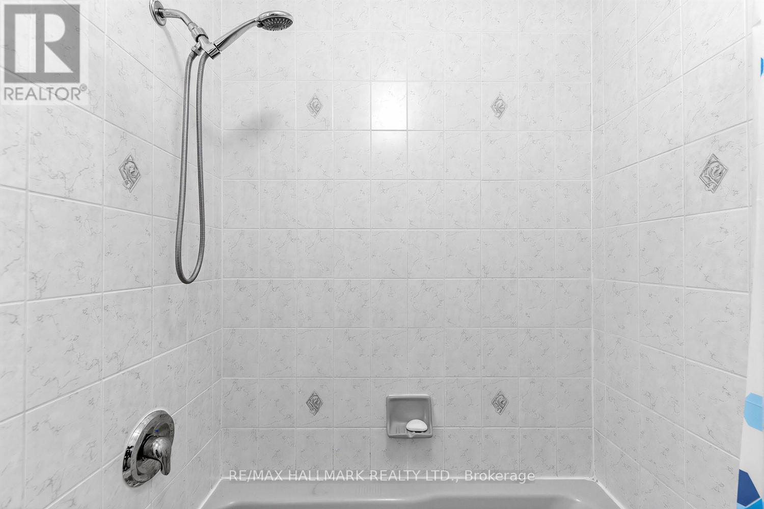 11 Dring Street, Ajax, Ontario  L1T 4Y2 - Photo 29 - E12854582