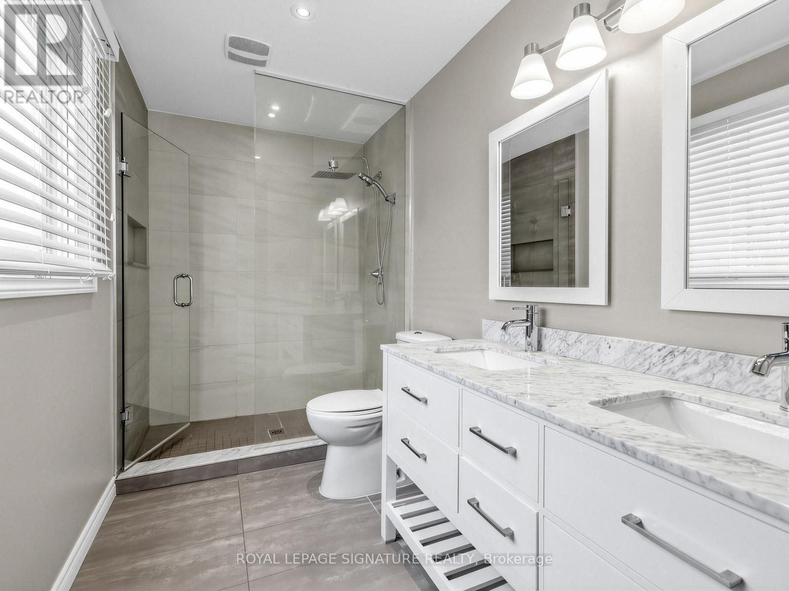 367 Salisbury Lane, Newmarket (Bristol-London), Ontario  L3Y 8A4 - Photo 18 - N12854890