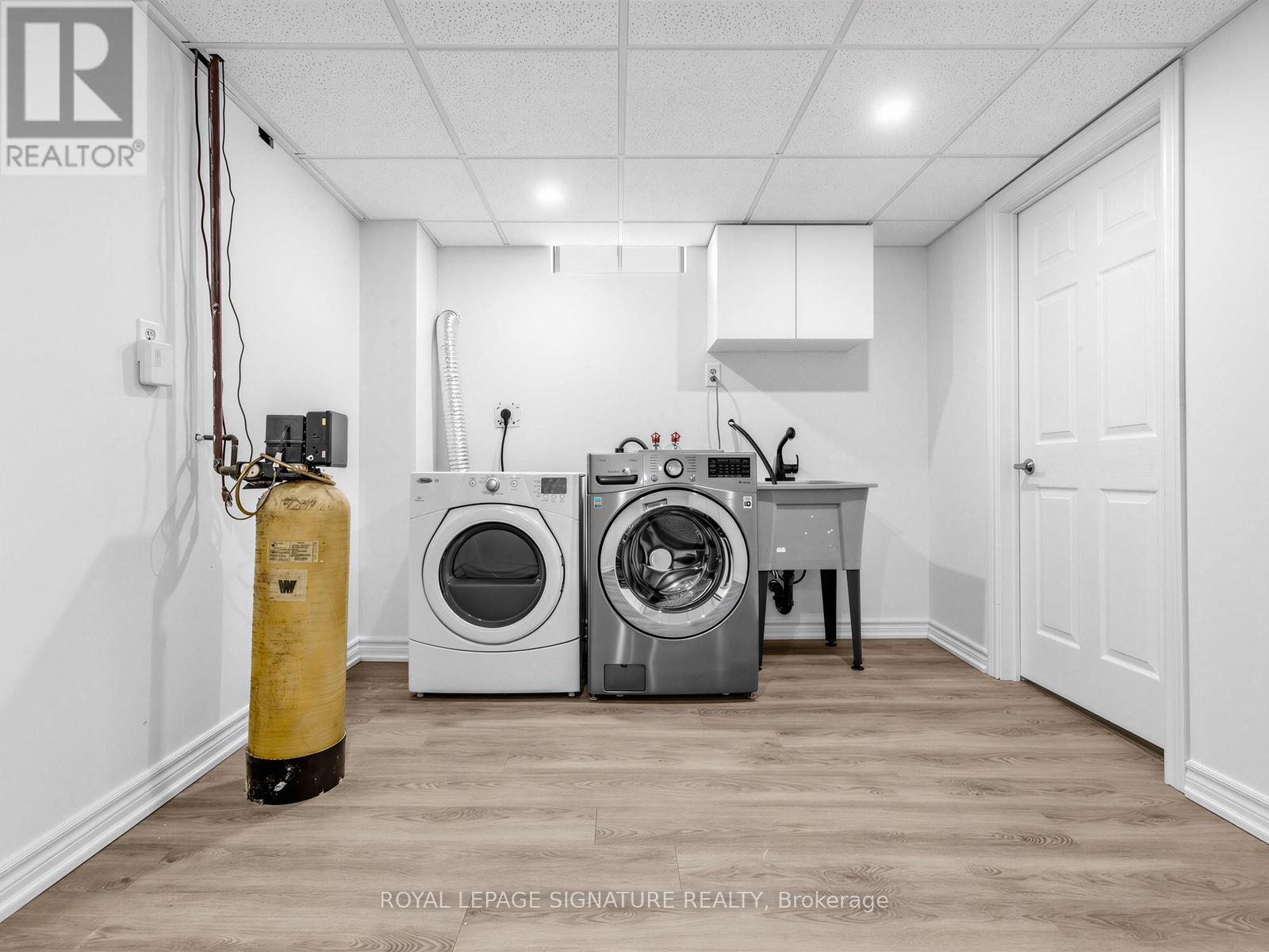 367 Salisbury Lane, Newmarket (Bristol-London), Ontario  L3Y 8A4 - Photo 25 - N12854890