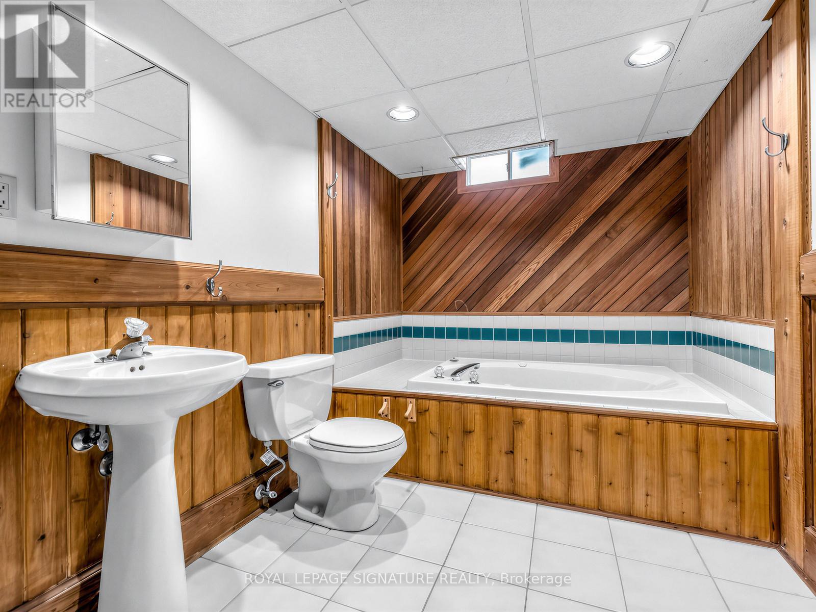 367 Salisbury Lane, Newmarket (Bristol-London), Ontario  L3Y 8A4 - Photo 28 - N12854890