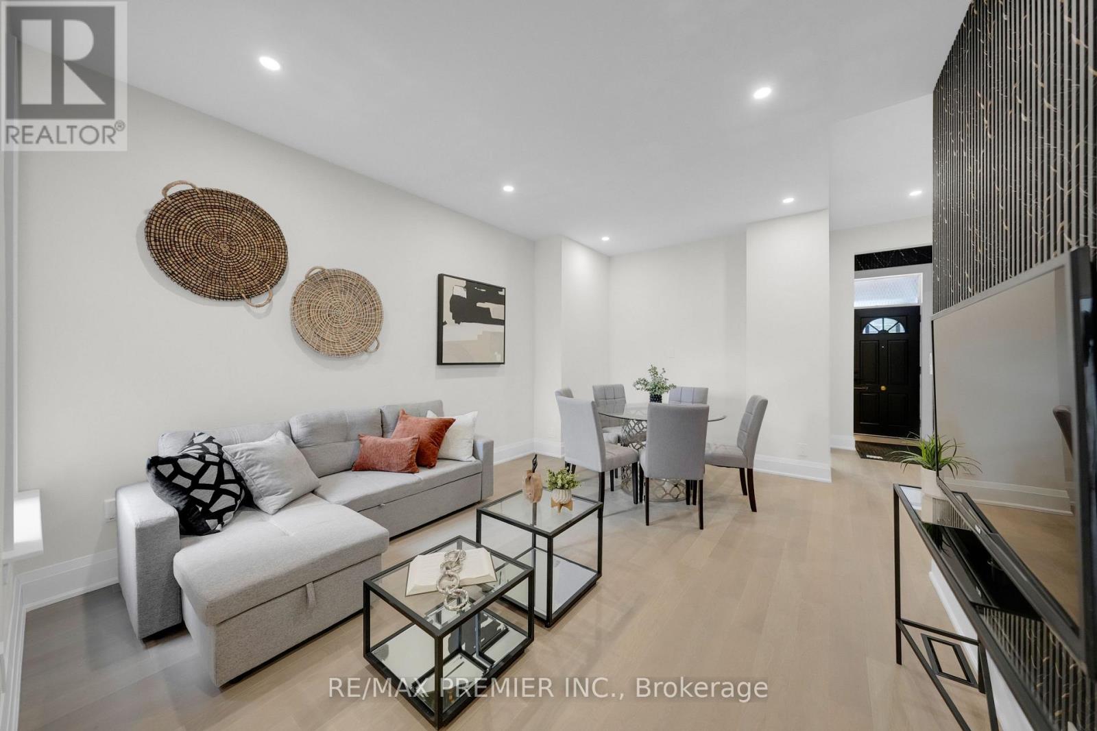 388 Crawford Street, Toronto, Ontario  M6J 2V9 - Photo 8 - C12849982