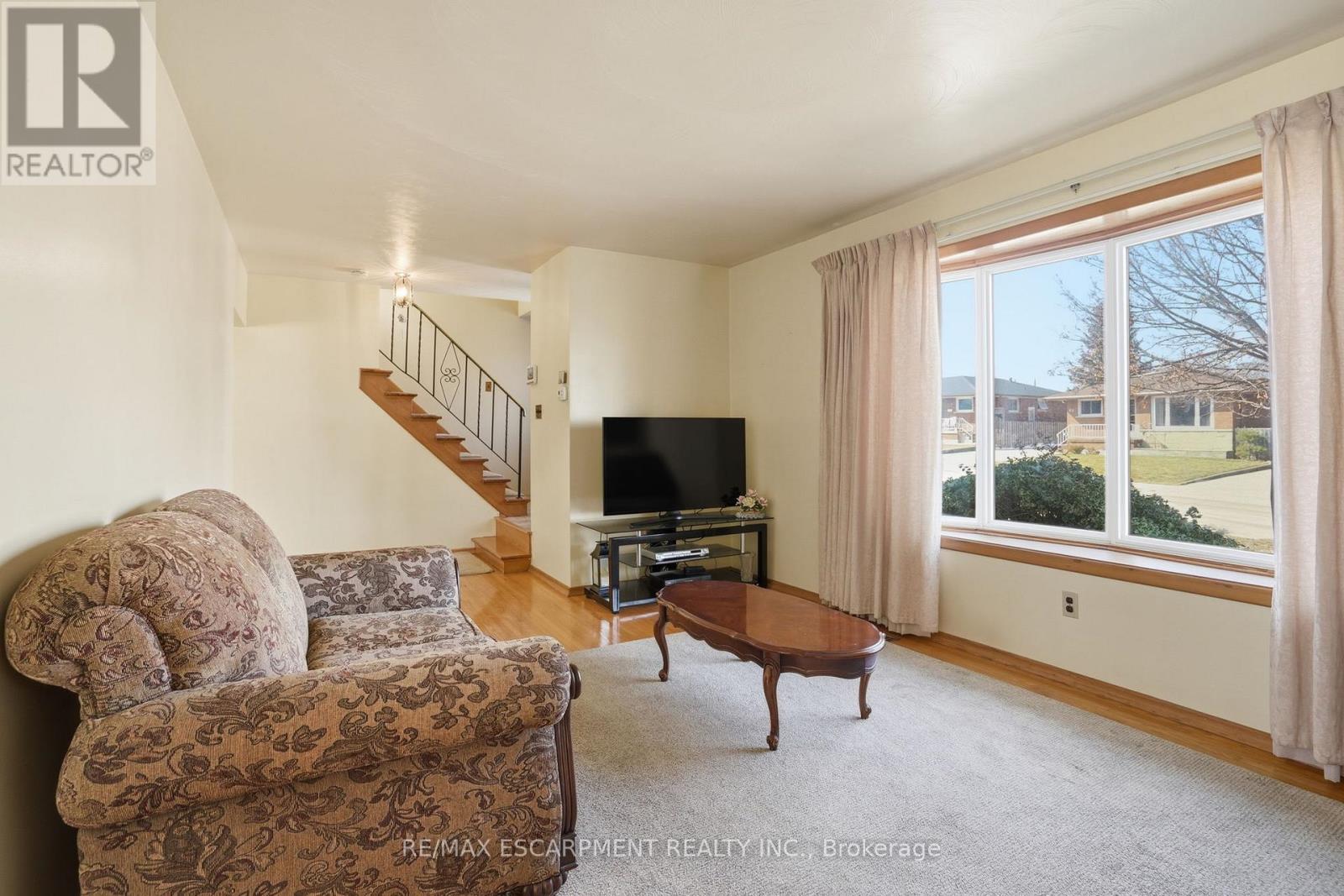 55 Champlain Avenue, Hamilton, Ontario  L8G 2H5 - Photo 10 - X12854838