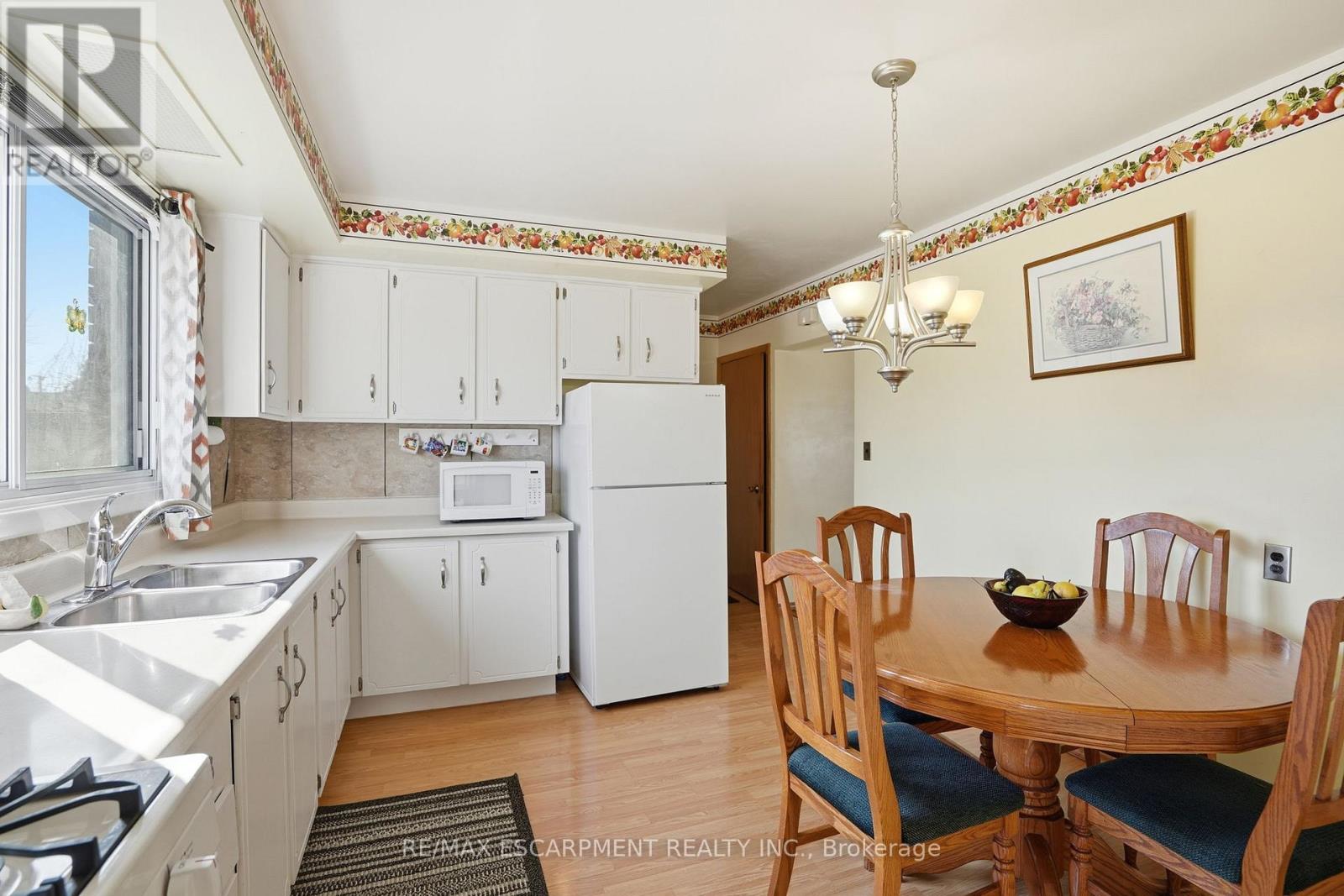 55 Champlain Avenue, Hamilton, Ontario  L8G 2H5 - Photo 14 - X12854838