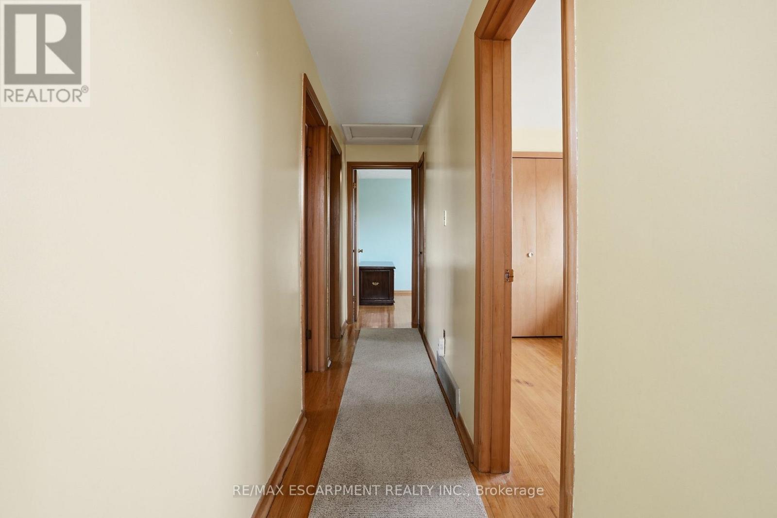 55 Champlain Avenue, Hamilton, Ontario  L8G 2H5 - Photo 19 - X12854838