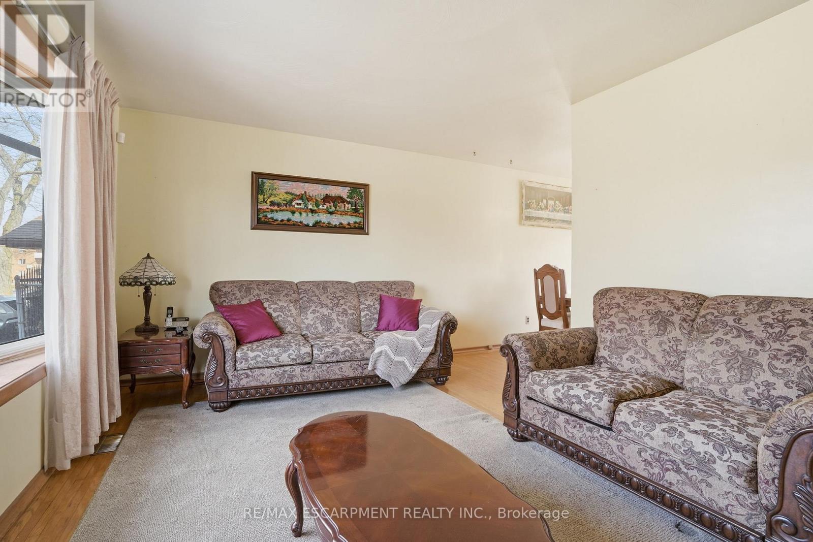 55 Champlain Avenue, Hamilton, Ontario  L8G 2H5 - Photo 8 - X12854838