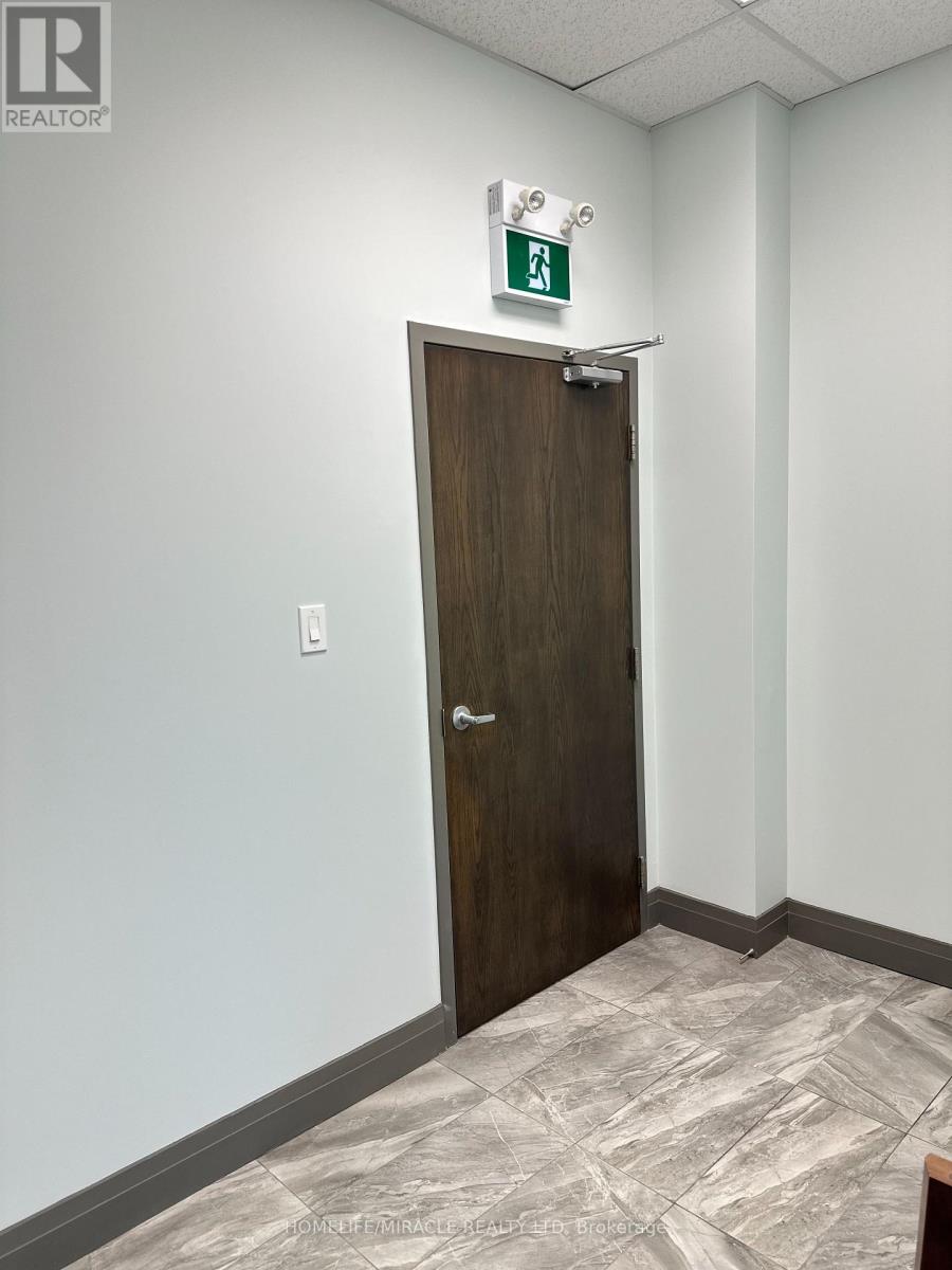 213 A - 2970 Drew Road, Mississauga, Ontario  L4T 0A7 - Photo 8 - W12852084