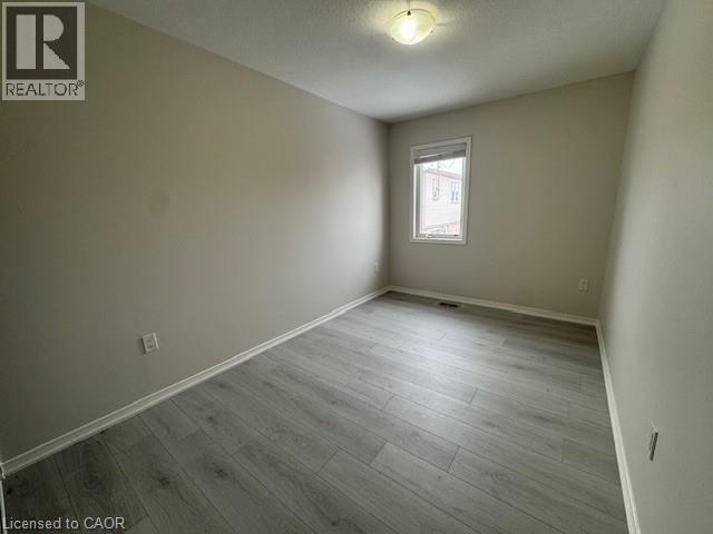 208 Pineglen Crescent Unit# Upper, Kitchener, Ontario  N2R 0G2 - Photo 9 - 40810264