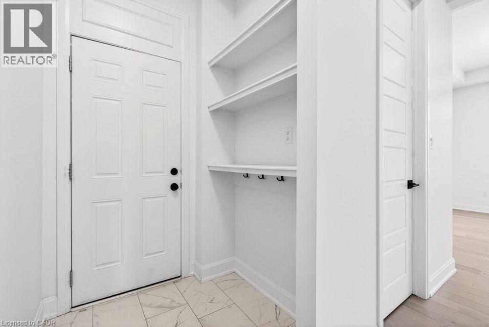 1404 Lynx Gardens, Oakville, Ontario  L6H 3W8 - Photo 23 - 40810249